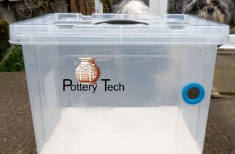 Clay Damp Box  With temperature/humidity sensor